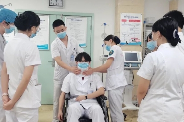 温心护理：“角色转患”沉浸式体验，实习生感知“温度护理”真谛