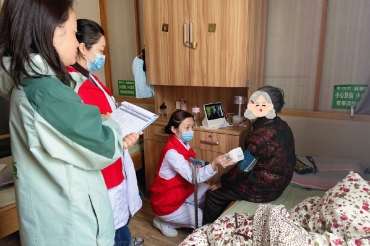 传承雷锋精神 守护群众健康 ——五冶医院团支部开展3·5学雷锋纪念日系列志愿服务活动