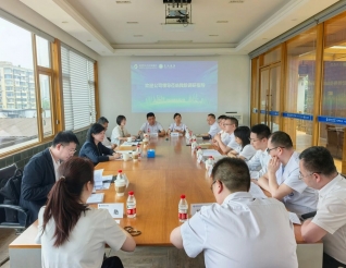 通用技术环球医疗党委副书记王琳一行莅临五冶医院调研指导工作