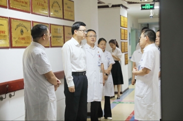 通用技术环球医疗党委委员、纪委书记沙述茂赴五冶医院调研指导